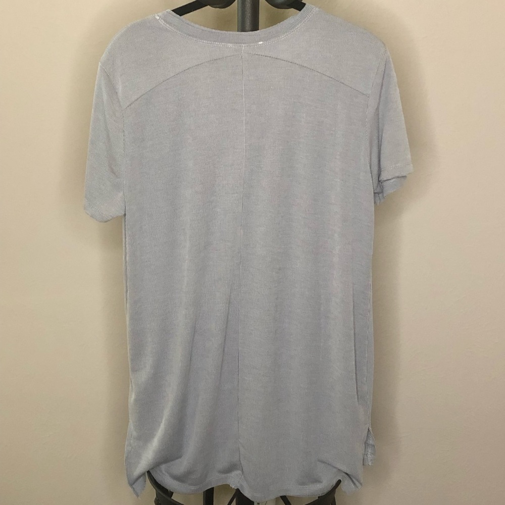 Short Sleeve Ribbed V-Neck - Picture 2 of 2